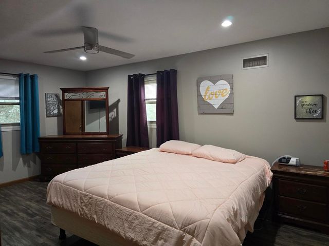 1208 Roxbury Circle, Rockford, IL 61107