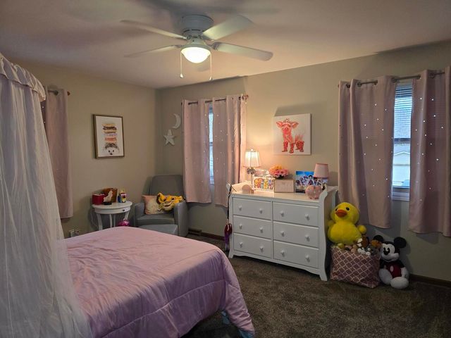 1208 Roxbury Circle, Rockford, IL 61107