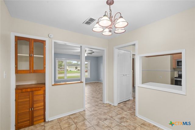 1003 Fern Lane, Victoria, TX 77904