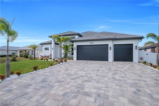 4006 SW 25th CT, Cape Coral, FL 33914