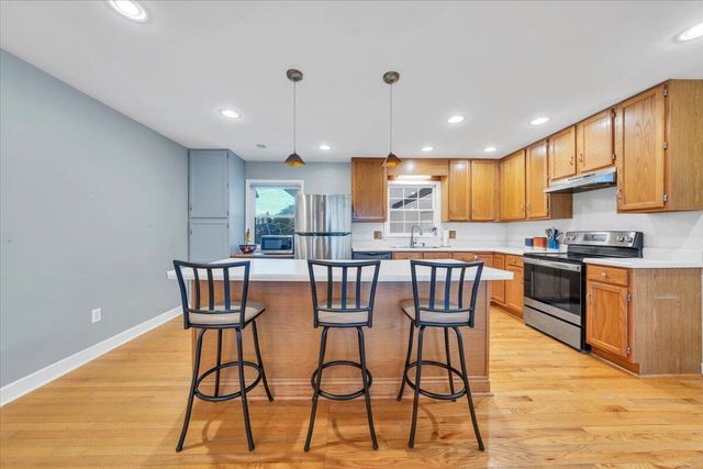 727 Plantation CIR, Roanoke, VA 24019