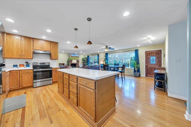 727 Plantation CIR, Roanoke, VA 24019