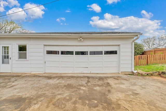 727 Plantation CIR, Roanoke, VA 24019