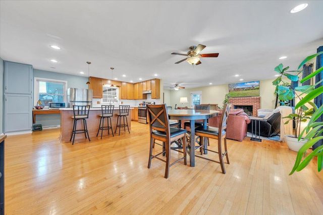 727 Plantation CIR, Roanoke, VA 24019