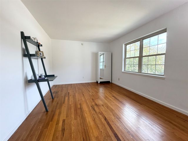 10038 Mesita Drive, Dallas, TX 75217