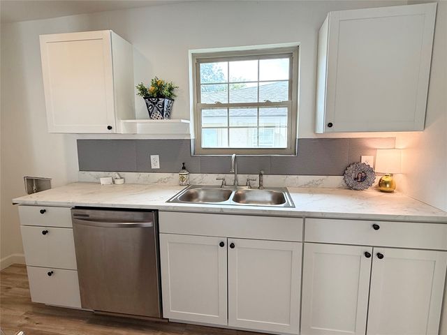 10038 Mesita Drive, Dallas, TX 75217