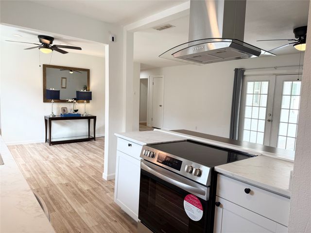 10038 Mesita Drive, Dallas, TX 75217