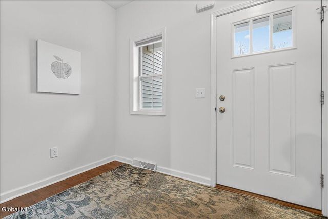 8A Macoun Drive, Halfmoon, NY 12065