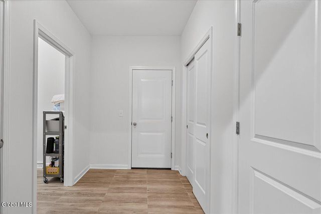 8A Macoun Drive, Halfmoon, NY 12065