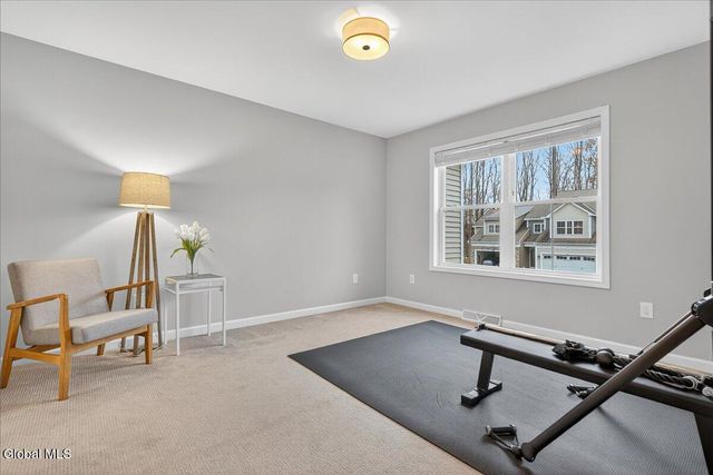 8A Macoun Drive, Halfmoon, NY 12065