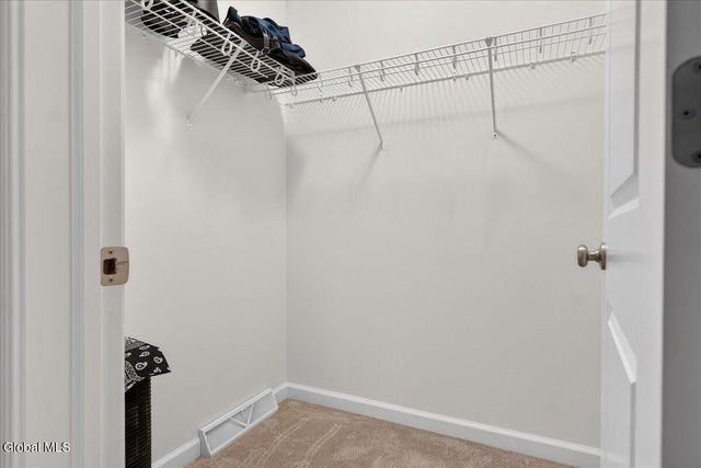 8A Macoun Drive, Halfmoon, NY 12065