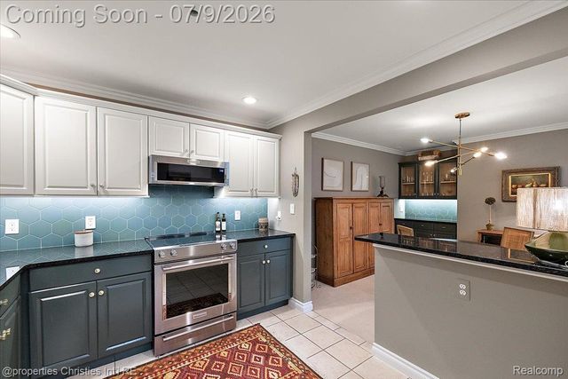 1113 N Old Woodward Avenue 34, Birmingham, MI 48009