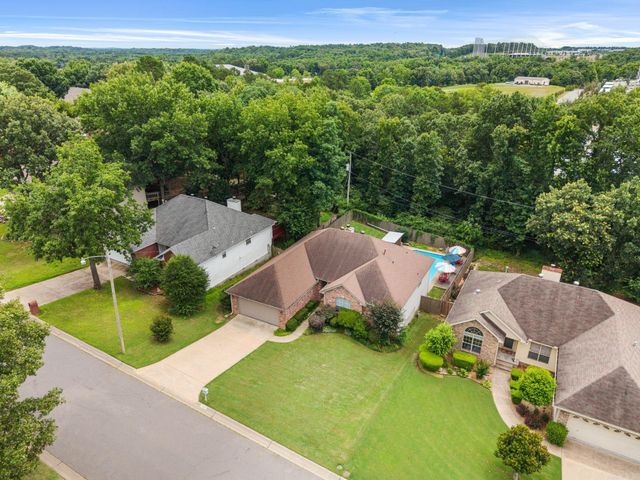 11805 Shady Ridge Drive, Little Rock, AR 72211