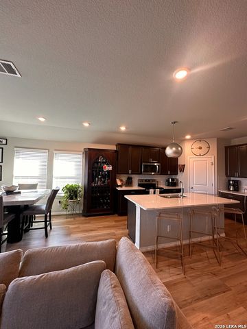 206 Santo Spirit Rd, Hutto, TX 78634