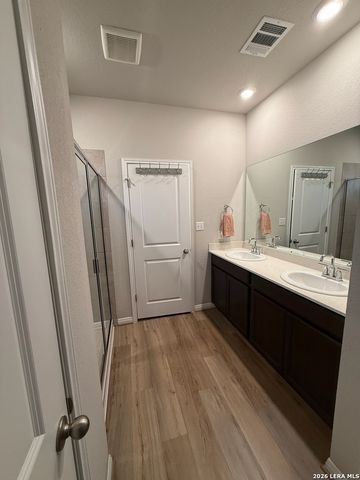 206 Santo Spirit Rd, Hutto, TX 78634