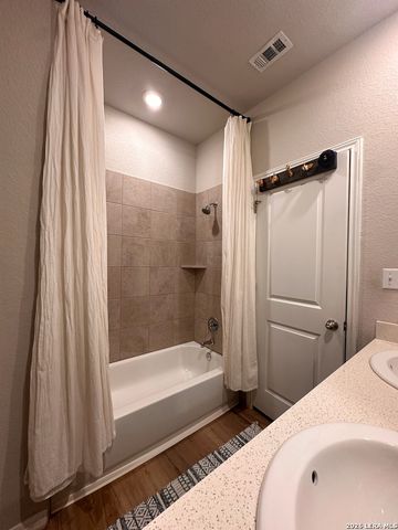 206 Santo Spirit Rd, Hutto, TX 78634