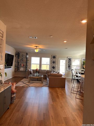 206 Santo Spirit Rd, Hutto, TX 78634