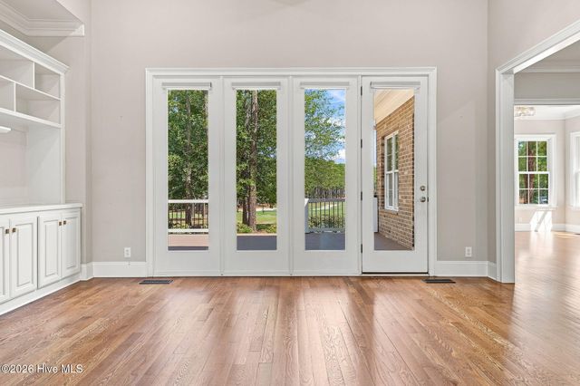 2 Augusta Drive, Southern Pines, NC 28387