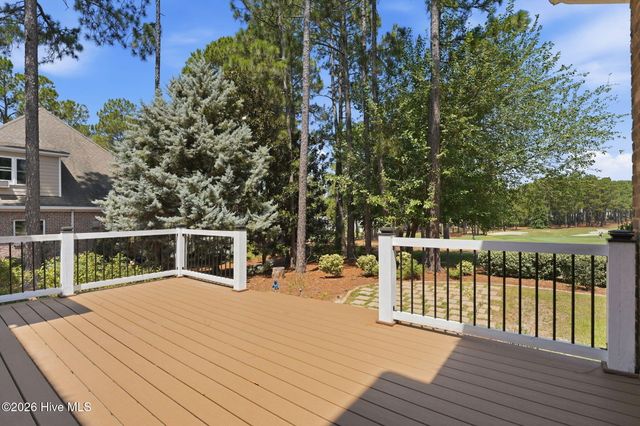 2 Augusta Drive, Southern Pines, NC 28387