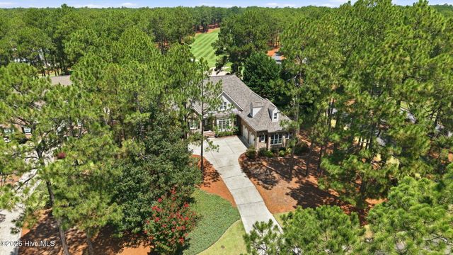 2 Augusta Drive, Southern Pines, NC 28387