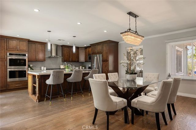 5841 Radford Avenue, Los Angeles, CA 91607