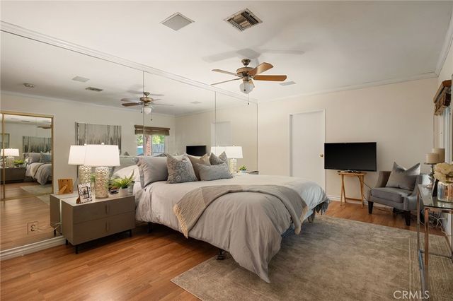5841 Radford Avenue, Los Angeles, CA 91607