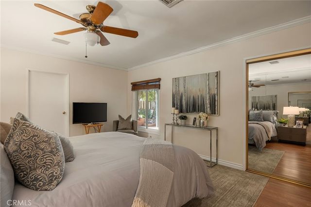 5841 Radford Avenue, Los Angeles, CA 91607
