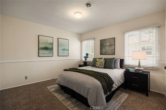5841 Radford Avenue, Los Angeles, CA 91607