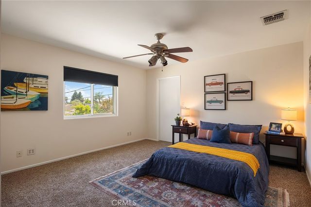 5841 Radford Avenue, Los Angeles, CA 91607