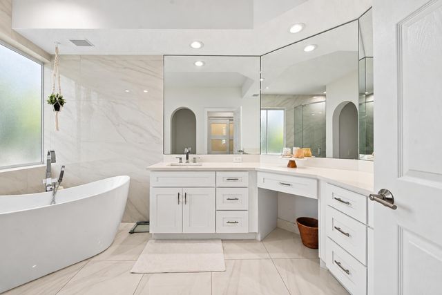 3320 NW 53RD Circle, Boca Raton, FL 33496