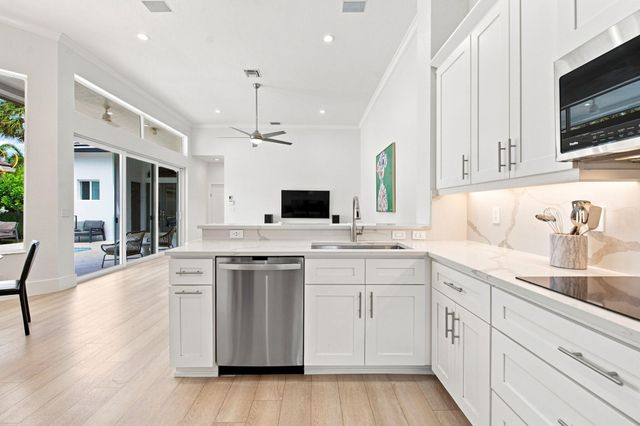 3320 NW 53RD Circle, Boca Raton, FL 33496