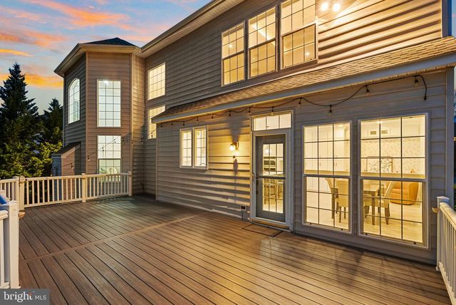 22558 FOREST RUN DR, Ashburn, VA 20148