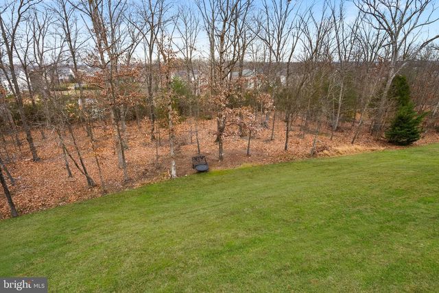 22558 FOREST RUN DR, Ashburn, VA 20148