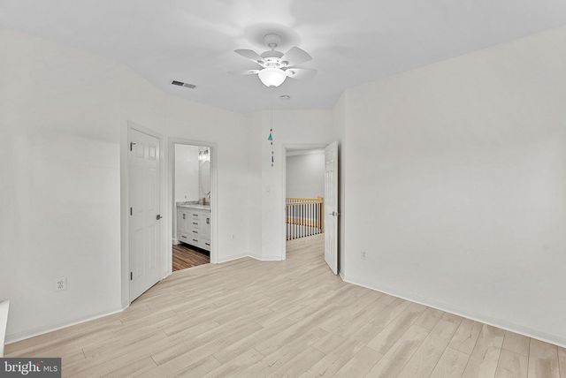 22558 FOREST RUN DR, Ashburn, VA 20148