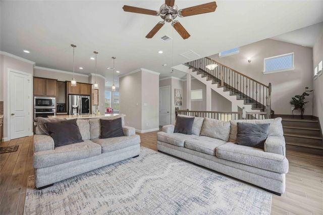 3904 Centre Plains Way Way, Houston, TX 77043