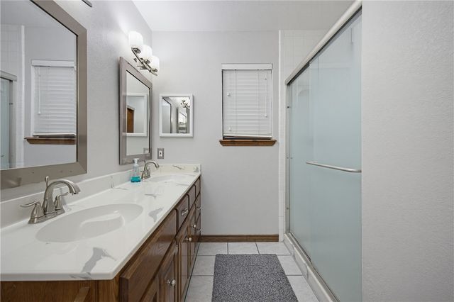 7401 Venice Dr, Corpus Christi, TX 78413