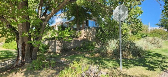 927 E 11th St, Pueblo, CO 81001