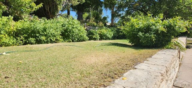 927 E 11th St, Pueblo, CO 81001