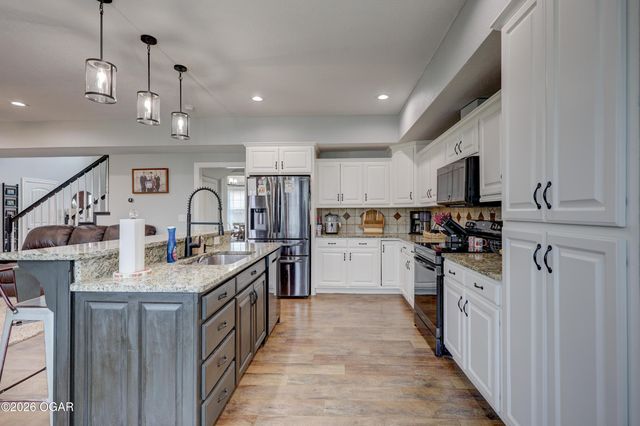 9945 County Lane 217, Webb City, MO 64870