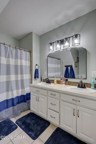 9945 County Lane 217, Webb City, MO 64870