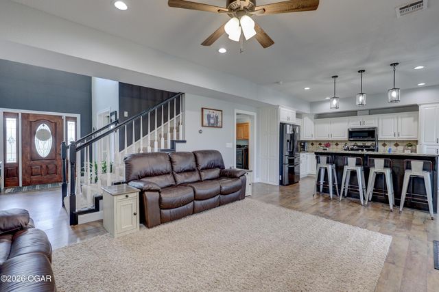 9945 County Lane 217, Webb City, MO 64870