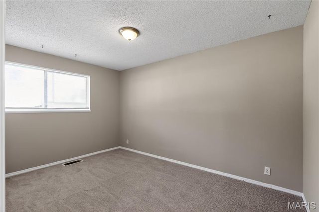 10336 Deem Drive, St Louis, MO 63136