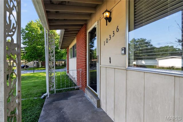 10336 Deem Drive, St Louis, MO 63136