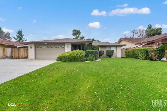 513 Bermuda Street, Bakersfield, CA 93309