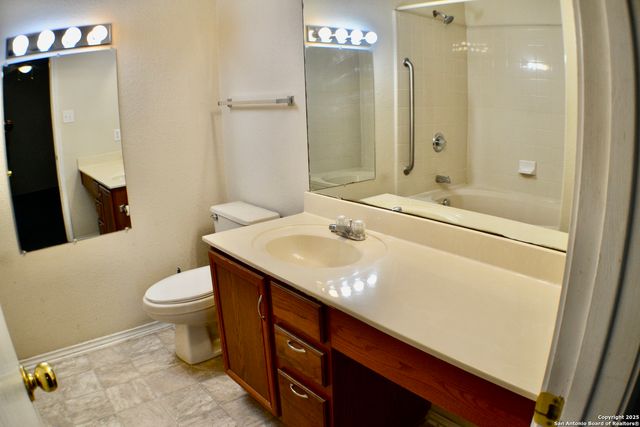 6726 Benke Farm, San Antonio, TX 78239