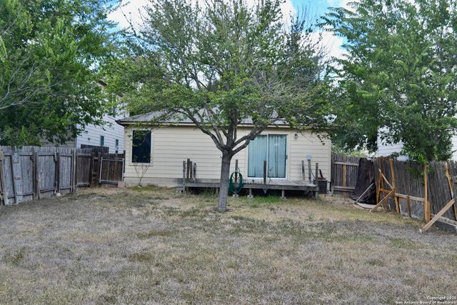 6726 Benke Farm, San Antonio, TX 78239