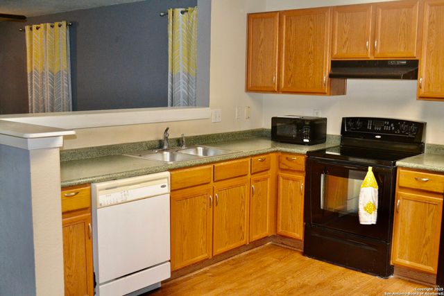 6726 Benke Farm, San Antonio, TX 78239