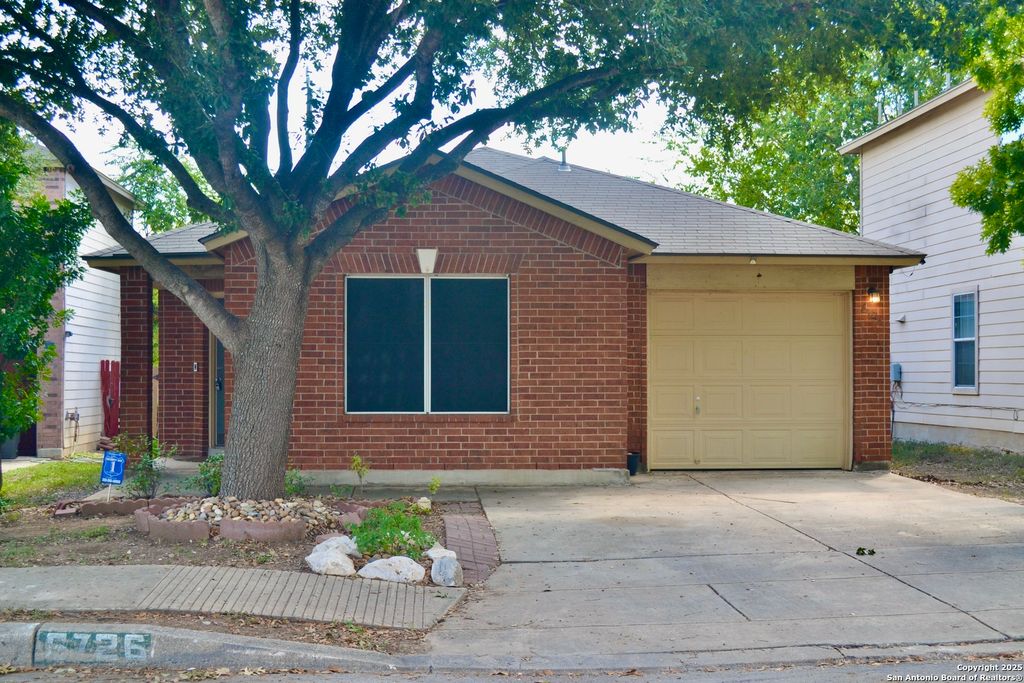 6726 Benke Farm, San Antonio, TX 78239