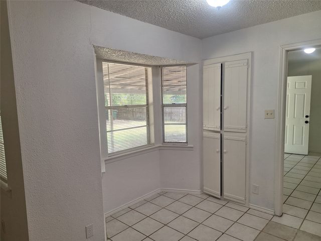 6005 Barry Drive, Watauga, TX 76148