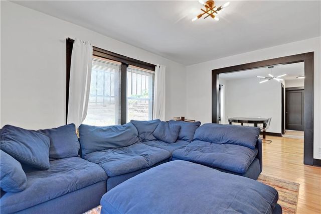 4311 Mercier Street 1N, Kansas City, MO 64111